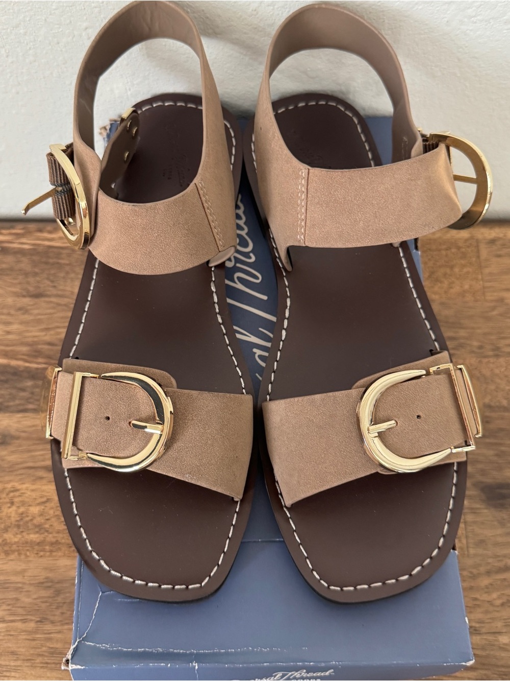 Universal Thread Tan Buckle Strap Sandals with Gold Hardware